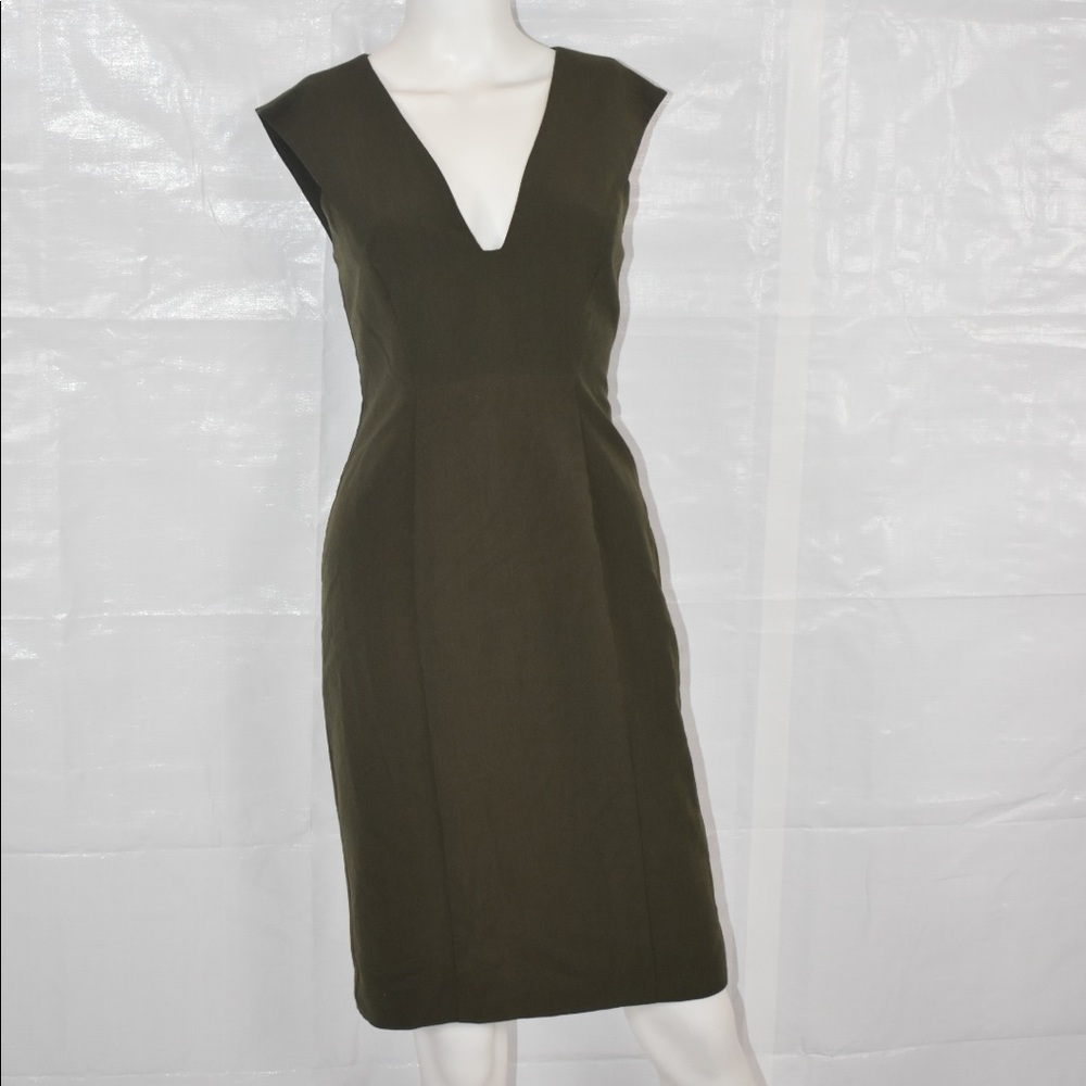- Black halo size 6 dress